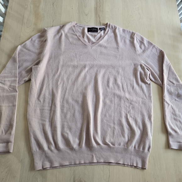 Black Brown 1826 V-Neck Sweater - Soft Pink - Picture 6 of 14